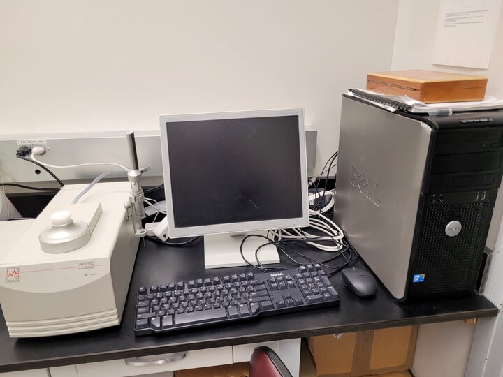 Isothermal calorimeter (ITC)